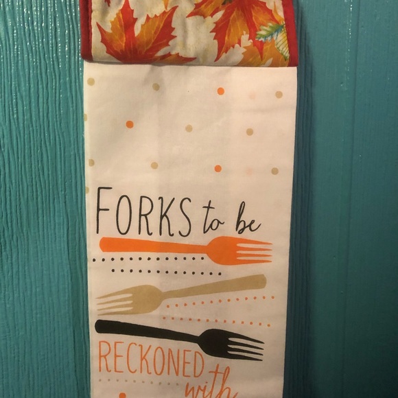 🐝 $8 each or 2 for$15! Hanging tea towel - Picture 6 of 15